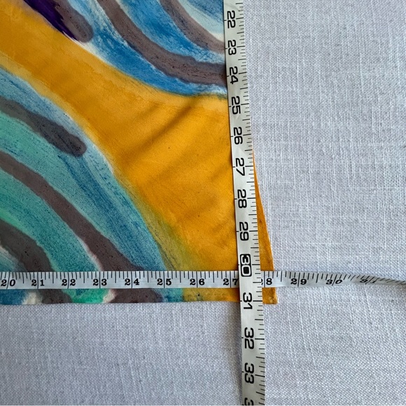 •Canaris Signed Unique Graphic Handpainted Handrolled Silk Scarf 28”x31” - Picture 7 of 8